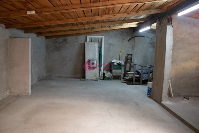 9 de Julio y Dorrego. Casa 3 amb con garage en ph al frente