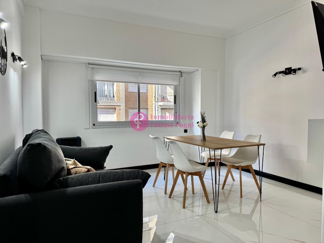 Corrientes 2025 - Piso 2 - Departamento 2 ambientes externo - Impecable