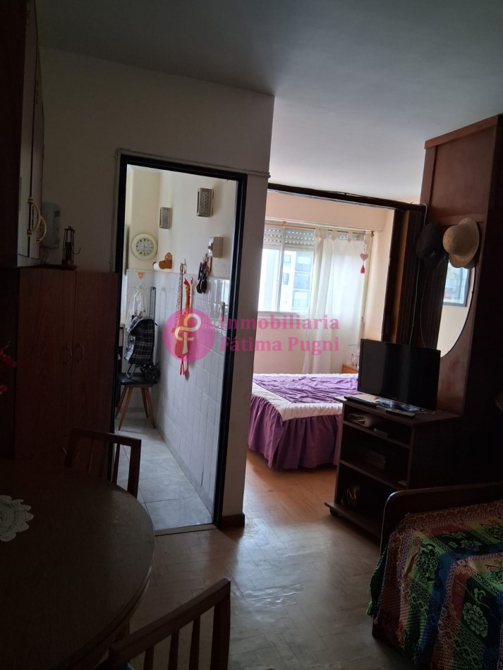 Av Luro 2237 Edif Almeria. Departamento 1 ambiente disible lateral, Piso 22, vista al mar