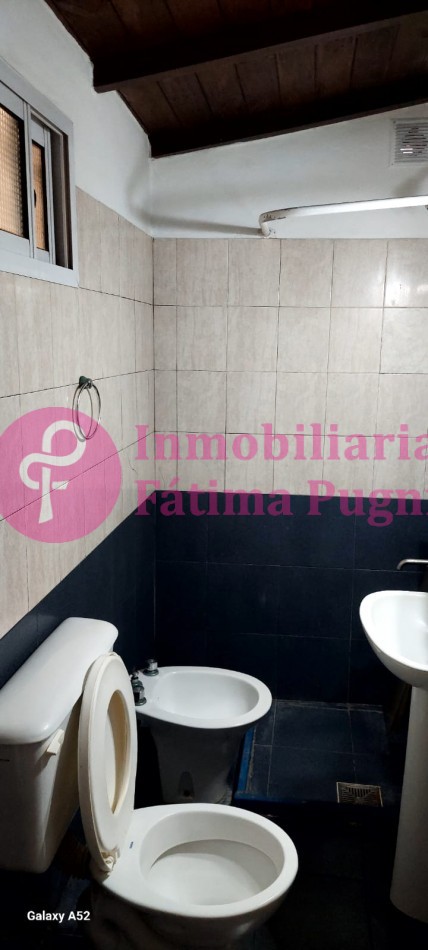 Alquiler 24 meses. Brown 4358 casi Chaco. Ph 2 amb con patio. Sin muebles