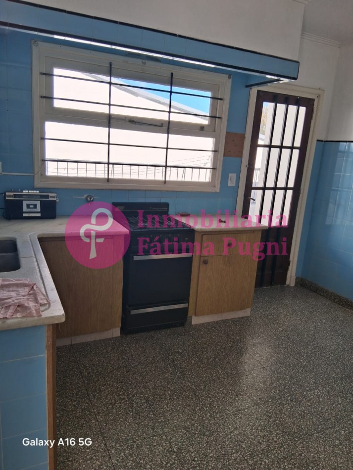 Don Bosco e Ituzaingo- unico en planta alta- 3 ambientes alquiler 24 meses