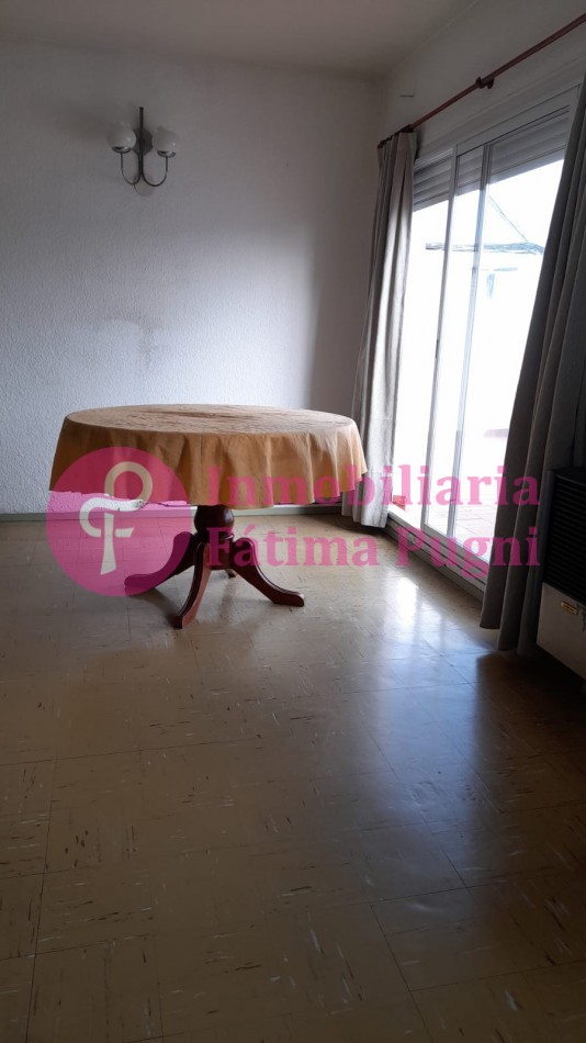 Bolivar y La Rioja- Departamento 2 ambientes- alquiler 24 meses