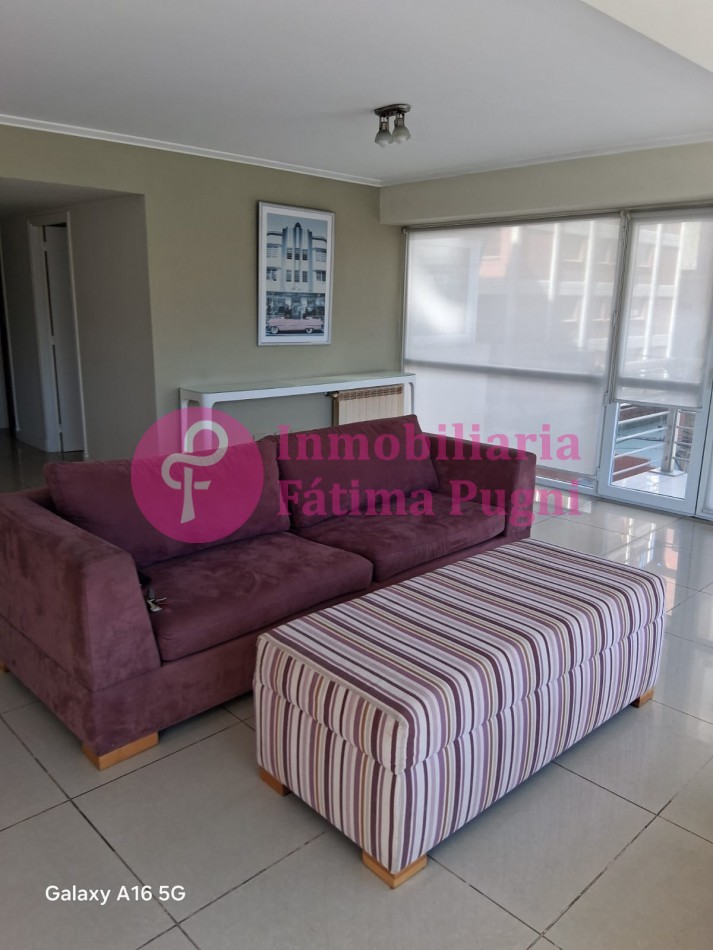 Piso 4 ambientes con cochera, amoblado. Avenida Colon 1105