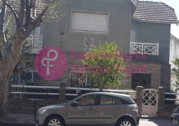 Salta y Balcarce. Departamento 3 ambientes planta baja con patio