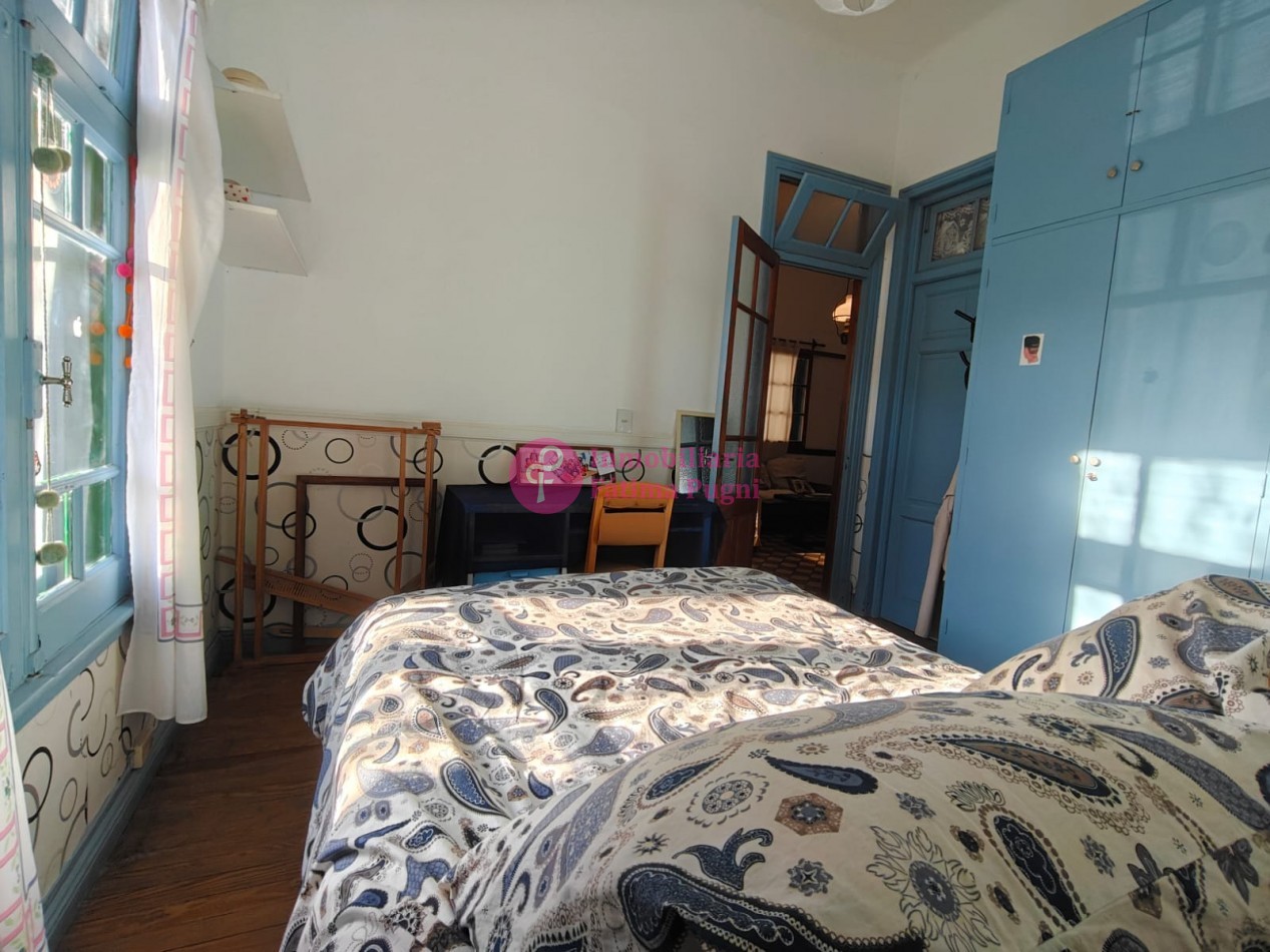 Dorrego y Berutti- La Perla- Casa 4 ambientes , jardin y parque -