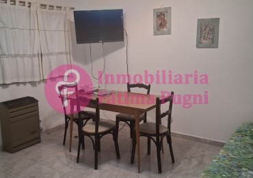 Salta casi Balcarce. Departamento 2 1/2 ambientes lateral 1°piso por escaleras
